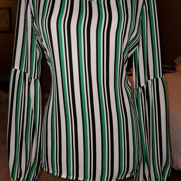 Striped Blouse like new - Picture 3 of 4